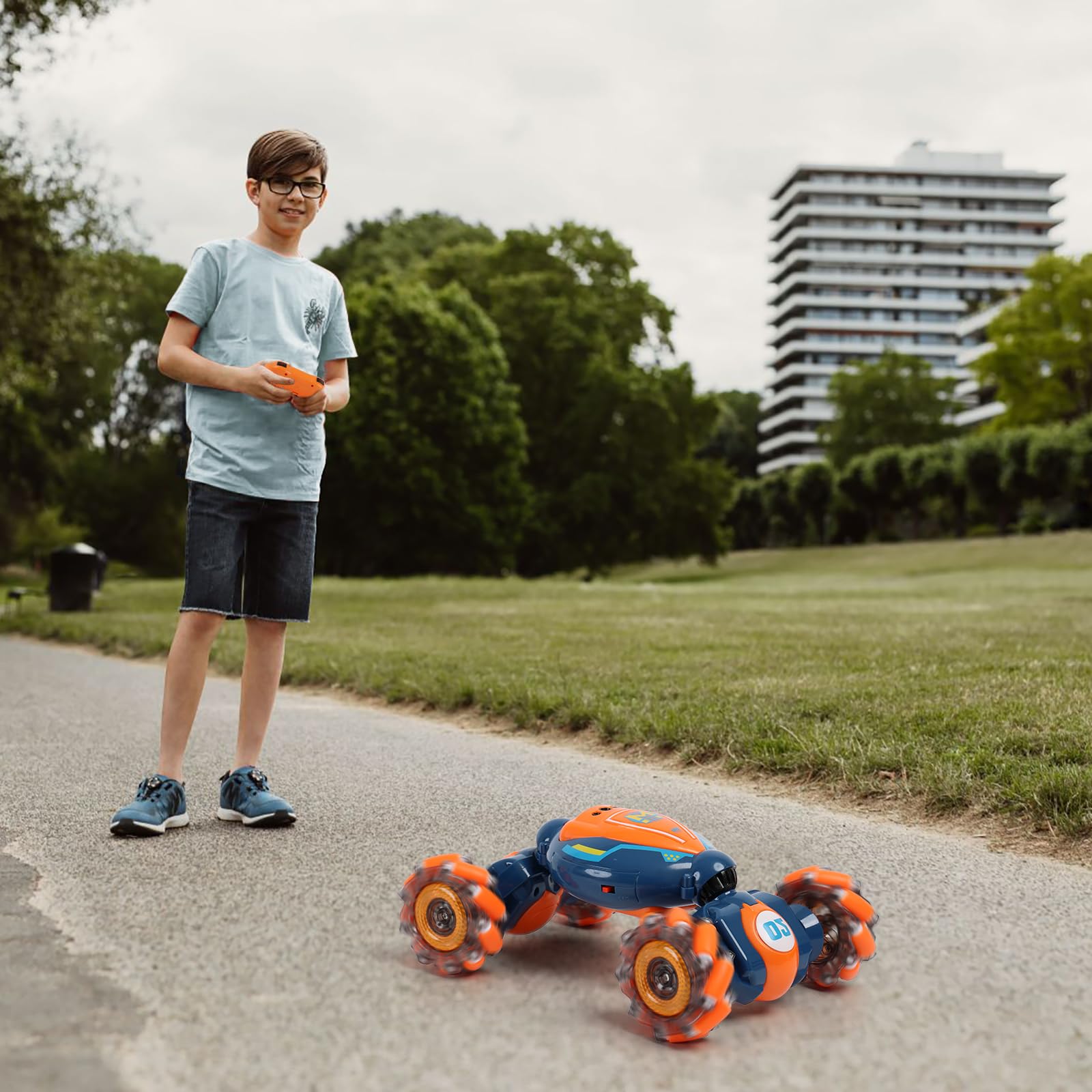 Gesture Sensing RC Stunt Car